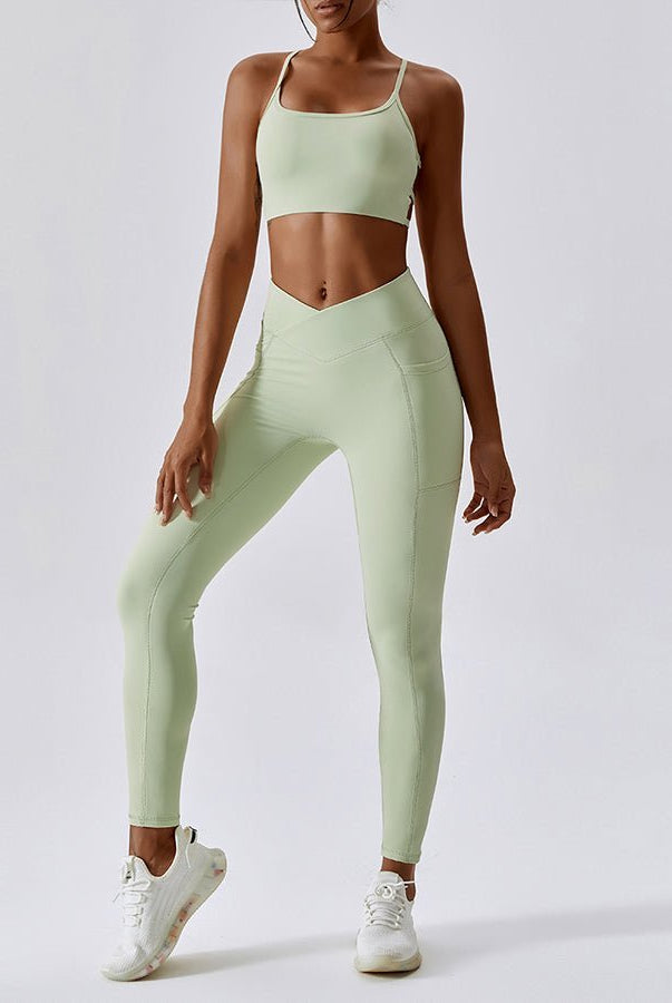 Cross Back Sports Bra - DEIDEIAP_ACTIVE